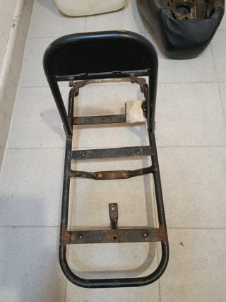Asiento, transportín y baul para Vespa