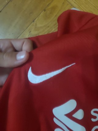 Camiseta Liverpool 23-24 Talla 28 niño
