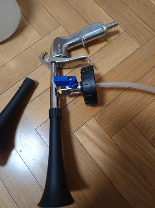 Pistola neumática para limpieza