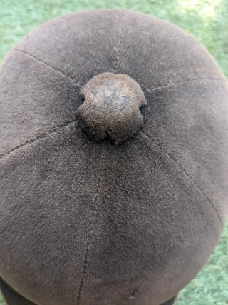 Casco de equitación marrón