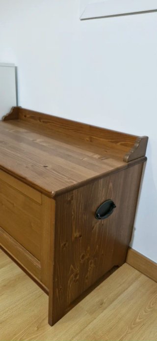 Baúl de madera precioso