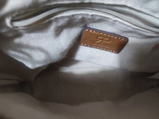 Bolso de piel nuevo