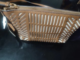 Bolso de piel nuevo