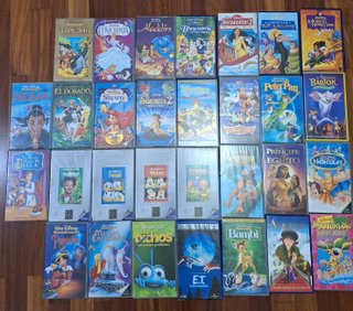 Lote 30 VHS Disney Clásicos y Más