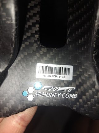 Selim Carbono RYET 3D Honeycomb