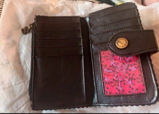 Monedero Desigual Negro con Flores
