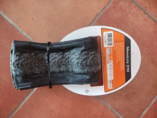 Copertone Maxxis MaxxLite 310 26x1.95