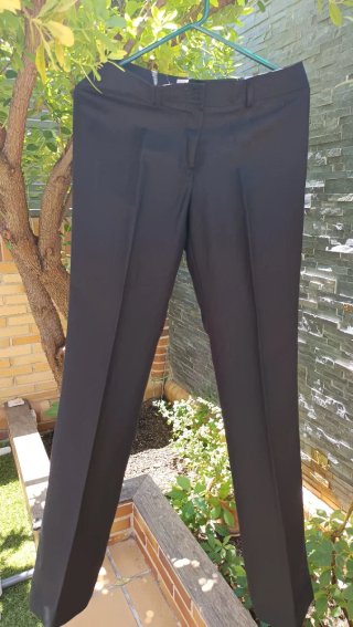 Pantalón vestir negro corte recto Picotazos