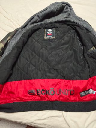 Chaqueta Ecko Unltd. Roja Talla 30