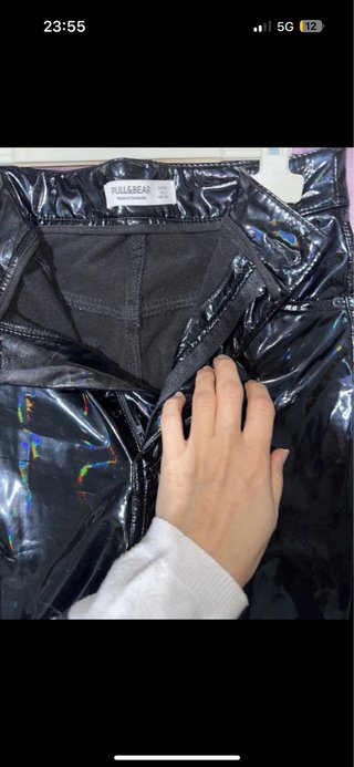 Pantalón vinilo negro talla 36