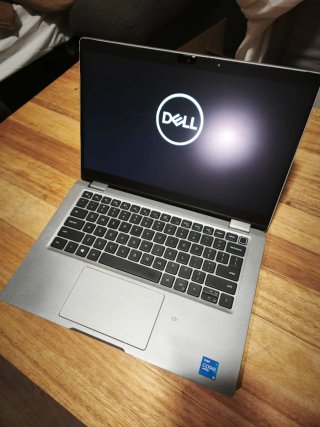 Dell Latitude 5320 2 en 1 Táctil