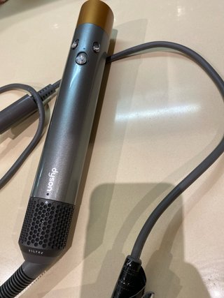 Asciugatrice per capelli Dyson Airwrap HS05. Riparazione o parti