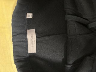 Pantalones Essentials Fear of God Gris