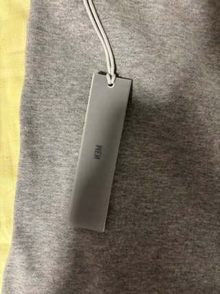 Pantalones Essentials Fear of God Gris