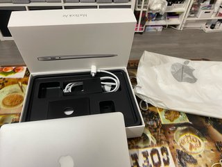 MacBook Air Apple Plata