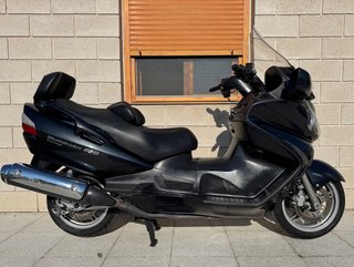 Suzuki Burgman 650