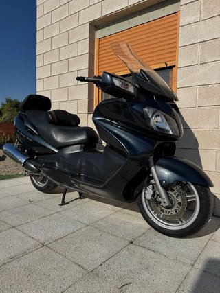 Suzuki Burgman 650
