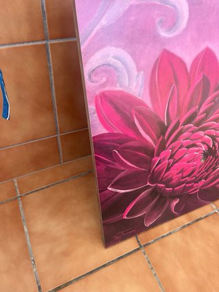 Cuadro de flor rosa y morada Esta muy bien estado