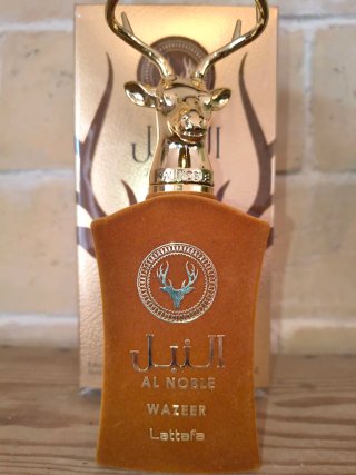 Perfume Al Noble Wazeer Lattafa 90%