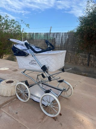 Carrito de muñecas De Cuevas Reborn