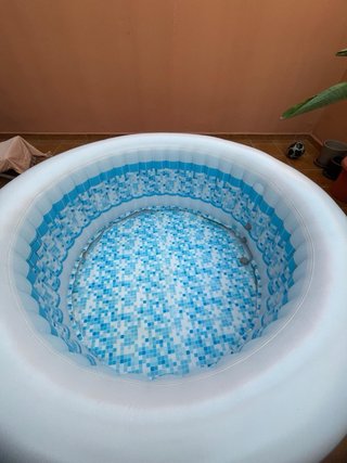 Jacuzzi Inflable Azul y Blanco