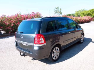 Opel Zafira 2012