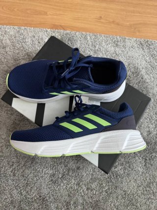 Zapatillas Adidas Azul y Verde