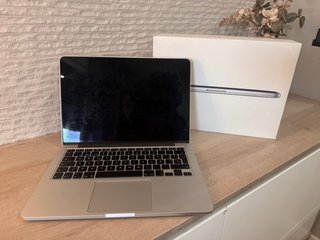 MacBook Pro Retina 13” 2015 Plata