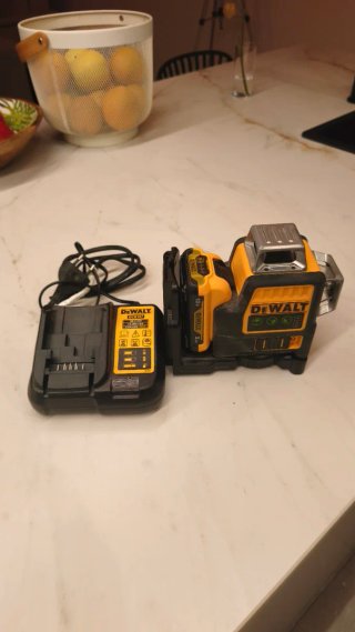 Nivel Láser Dewalt 12V