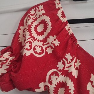 Vestido rojo estampado étnico