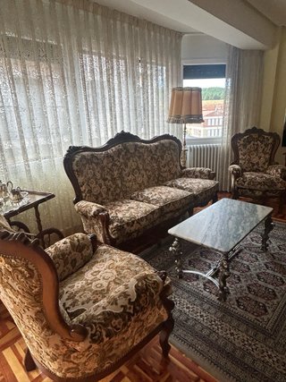 Elegante set divani e poltrone in stile Luigi XV