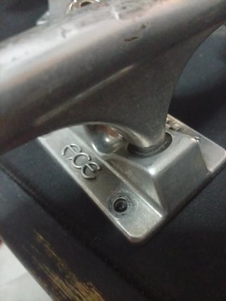 Ejes de skate hollow