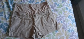 Bermudas premamá beige