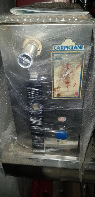 Maquina montadora nata Carpigiani Miniwip