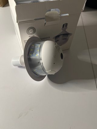 CÁMARA de seguridad tipo bombilla V380 Pro  ¡NUEV