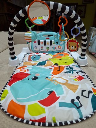 Gimnasio Bebé Piano Fisher-Price