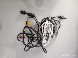 Consola PS3 Negra con Mando y Cables
