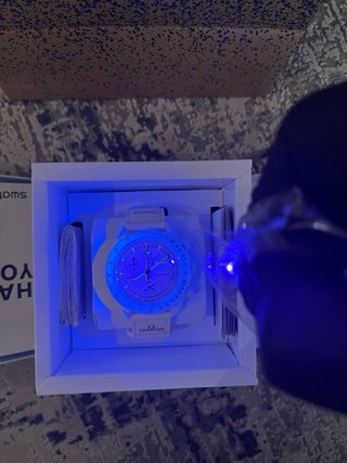 Omega x Swatch - Mission to the Moonphase - snoopy
