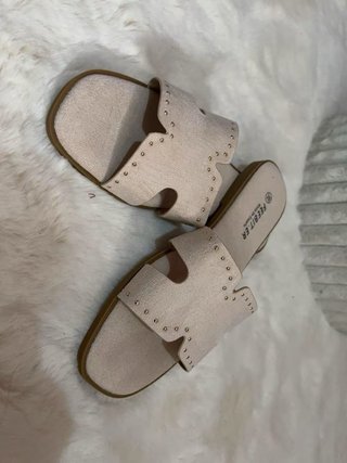 Sandalias planas , preguntar