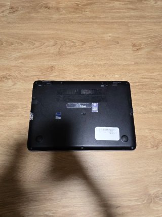 HP 840 G3 i5 256GB SSD 8GB RAM