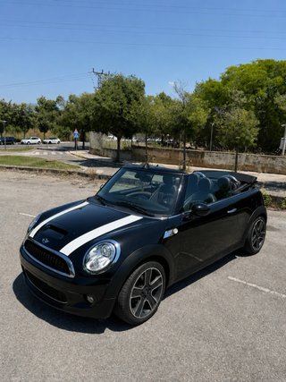 MINI Cabrio 2010