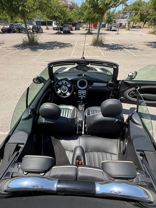 MINI Cabrio 2010