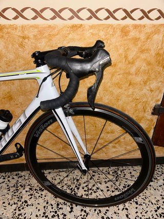 Bicicleta de carretera Ghost nivolet lc 5.0