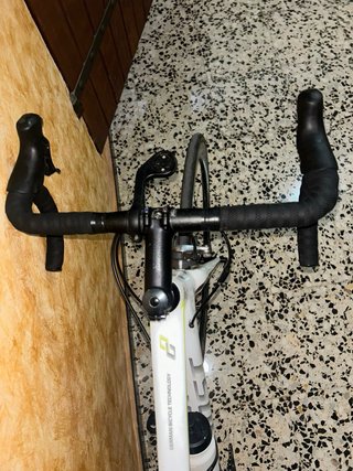 Bicicleta de carretera Ghost nivolet lc 5.0