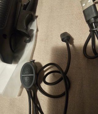 Luz delantera para bicicleta con claxon