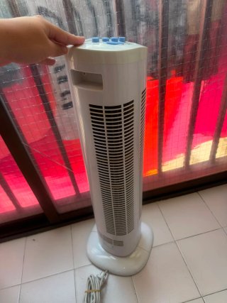 Ventilador de torre de la marca Firstline