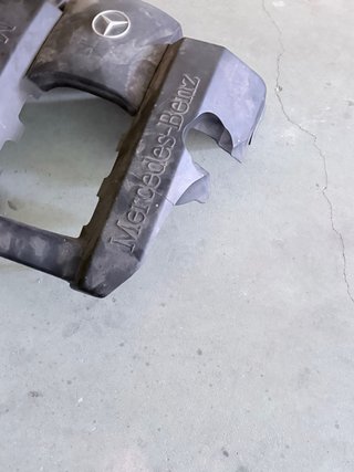 Tapa Motor Mercedes Clase E W219