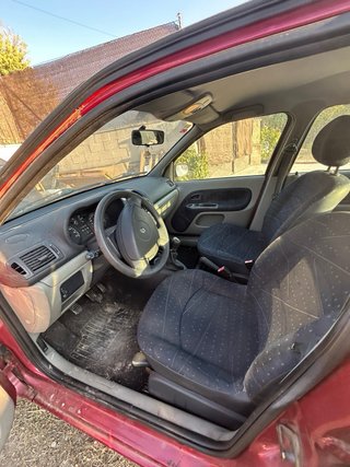 Renault Clio 2002