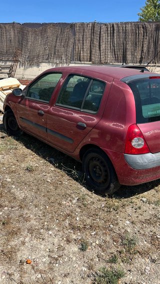 Renault Clio 2002