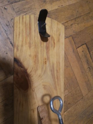 Jamonero de madera con soporte